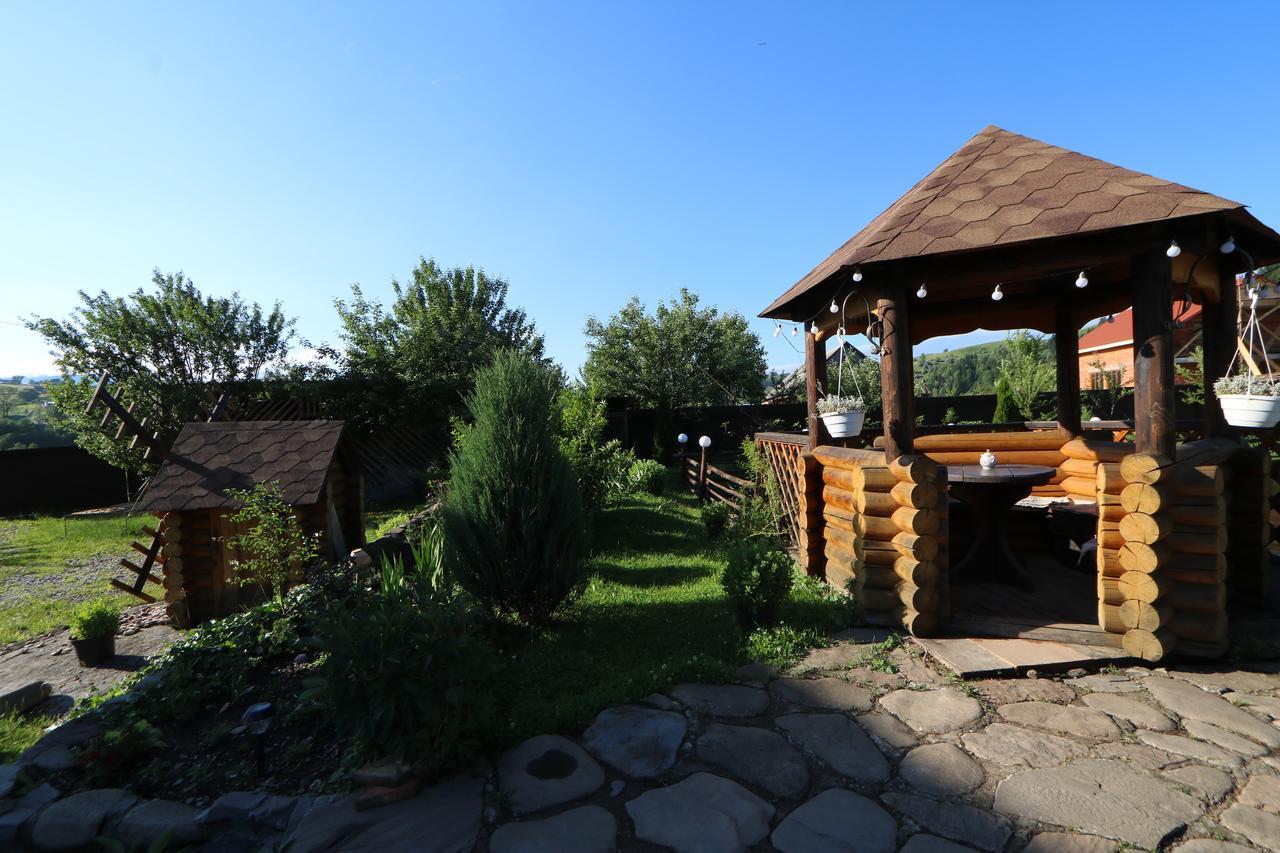 Pid Goroyu Hotel Chorna Tysa Exterior foto